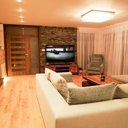Luxury Villa Moravany nad Váhom Zewnętrze zdjęcie