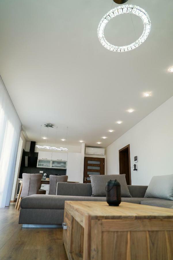 Luxury Villa Moravany nad Váhom Zewnętrze zdjęcie