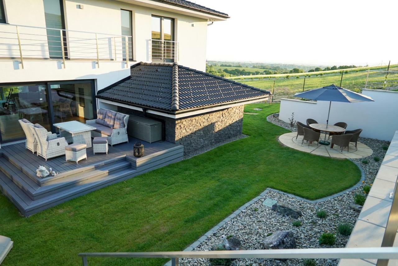 Luxury Villa Moravany nad Váhom Zewnętrze zdjęcie