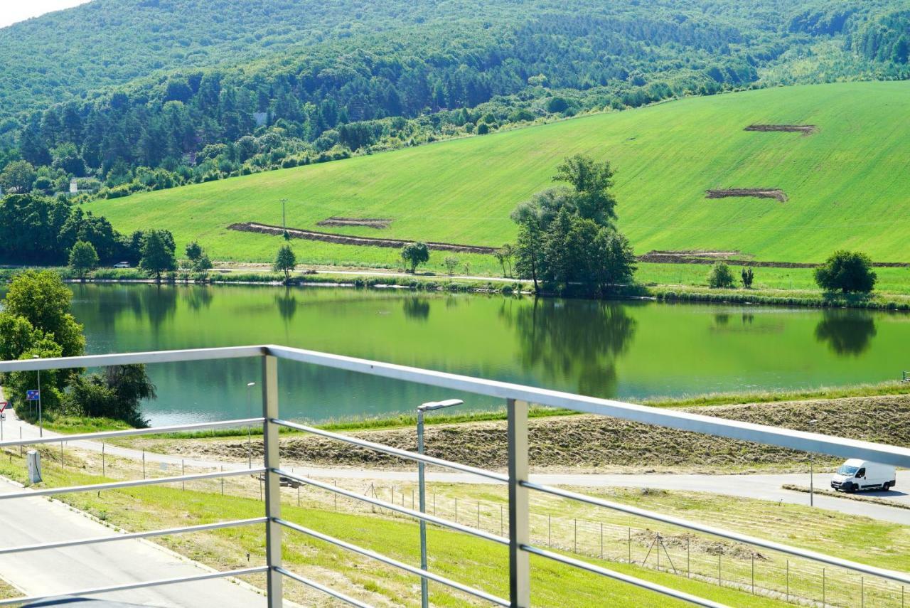 Luxury Villa Moravany nad Váhom Zewnętrze zdjęcie